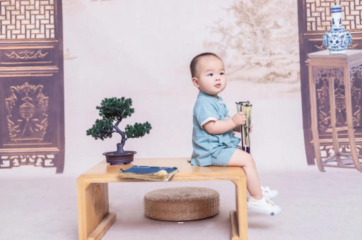 石狮蜡笔小新美伢怀孕